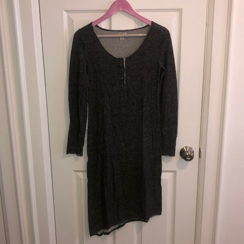 Roots long sleeved dress